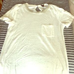 Great T-shirt with gorgeous detail!!